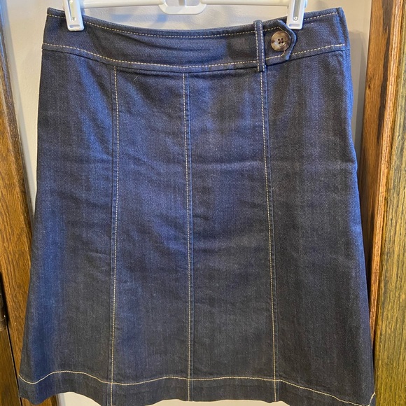 Women’s skirt - Picture 1 of 1